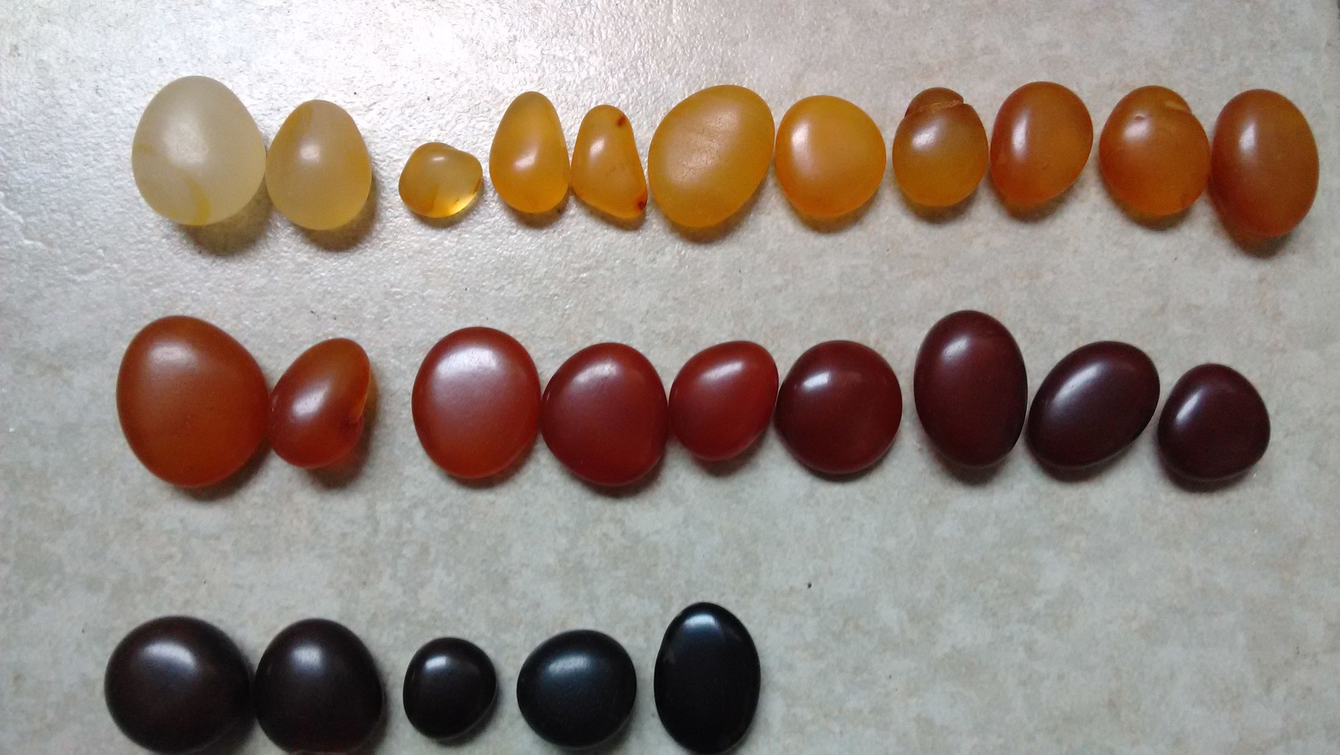 冰彩玛瑙手镯,马料高冰透玛瑙手镯