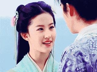 舒畅晒与刘亦菲19年前合照回放,85后女星18岁旧照刘亦菲舒畅真美