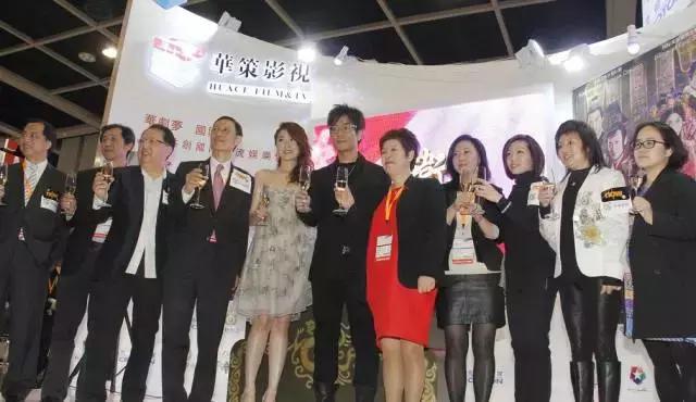 李易峰被解约要赔多少,李易峰面临的违约金有多少