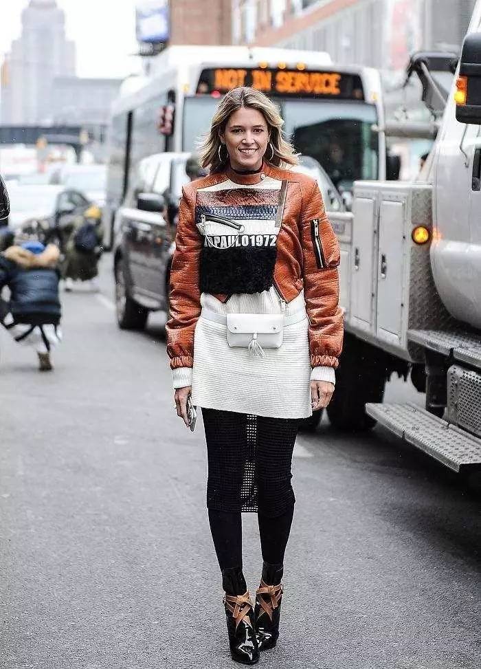 不要瞎跟风，别人背起来时髦的腰包你背上可能会变成售票员大婶！