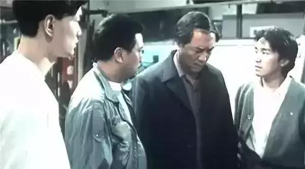 他们曾经是周星驰老爸，各个都是影坛大咖，现已去世大半