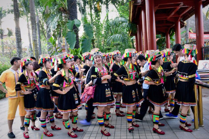 去西双版纳旅游吃住行攻略,去西双版纳旅行自由行攻略
