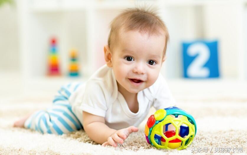 宝宝长期吃奶嘴如何纠正,孩子吸奶嘴形不对怎么纠正