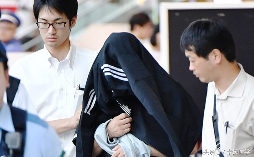 鏃ユ湰闈炴硶琛屽尰,鏃ユ湰鐢ㄤ腑鍖绘專浜嗗叏涓栫晫鐨勯挶