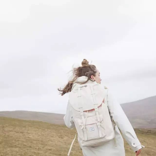 双肩包种草视频,双肩包种草好看能装不贵