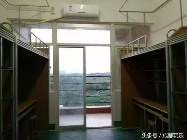 成都的大学宿舍排名,高校宿舍测评