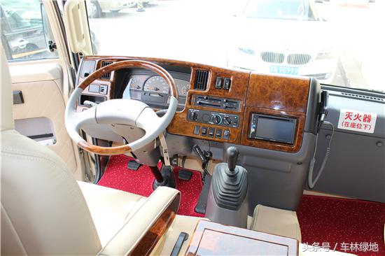 丰田考斯特19座中巴车长途舒服么,19座丰田考斯特中巴车多少钱