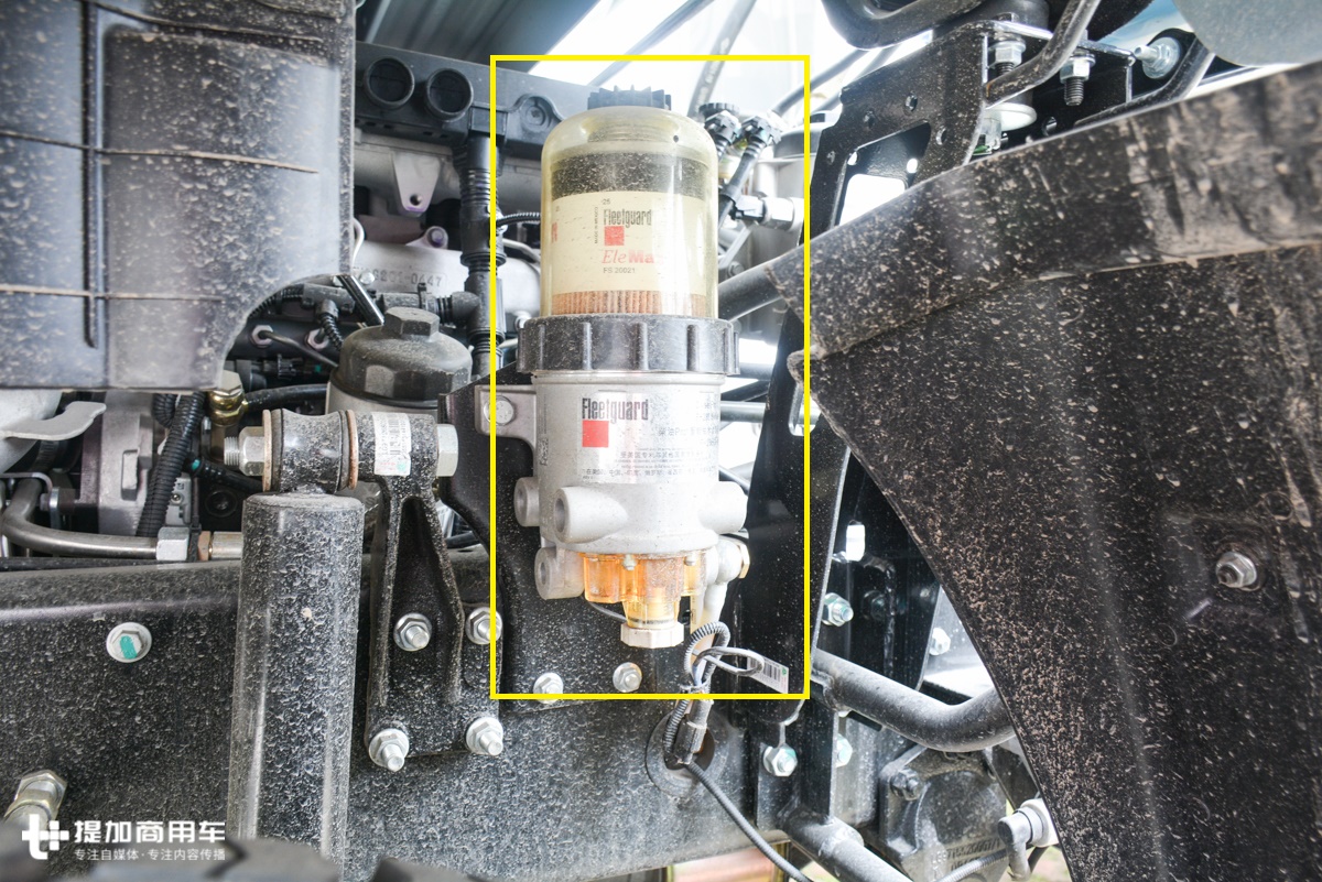 轻卡蓝牌搅拌车,商用混凝土搅拌车多少钱一台