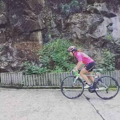 骑自行车同伴被狗咬,骑自行车被狗咬了怎么办