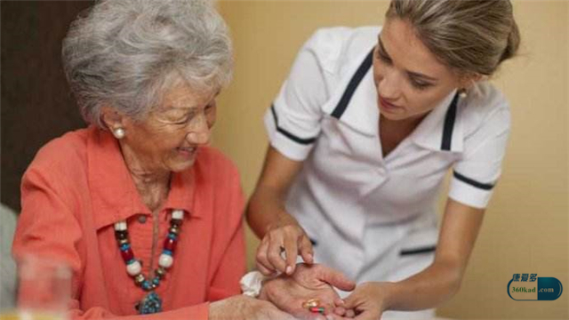 参一胶囊治疗肺癌晚期会有效果吗,参莲胶囊对小细胞肺癌晚期有用吗