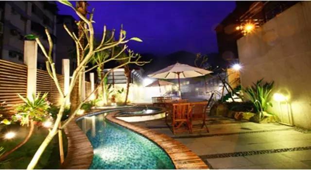 一般我不告诉别人……今年周边哪儿人少？