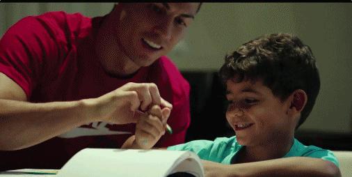 足球的魅力女主角,足球女生的魅力