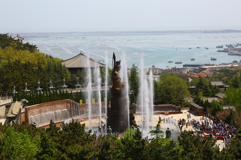 您好，您有一封来自荣成的邀请函，请注意查收！