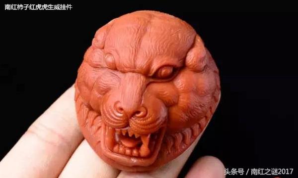 属猪的适合佩戴什么属相的朱砂,属猪的戴什么颜色最旺