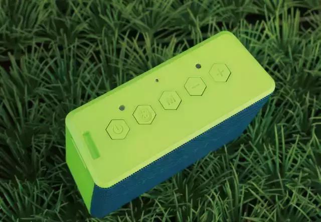 户外便携式蓝牙音箱评测,随身便携式蓝牙音箱