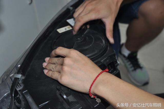 宝马x5用的什么透镜,宝马x5改四透镜大灯