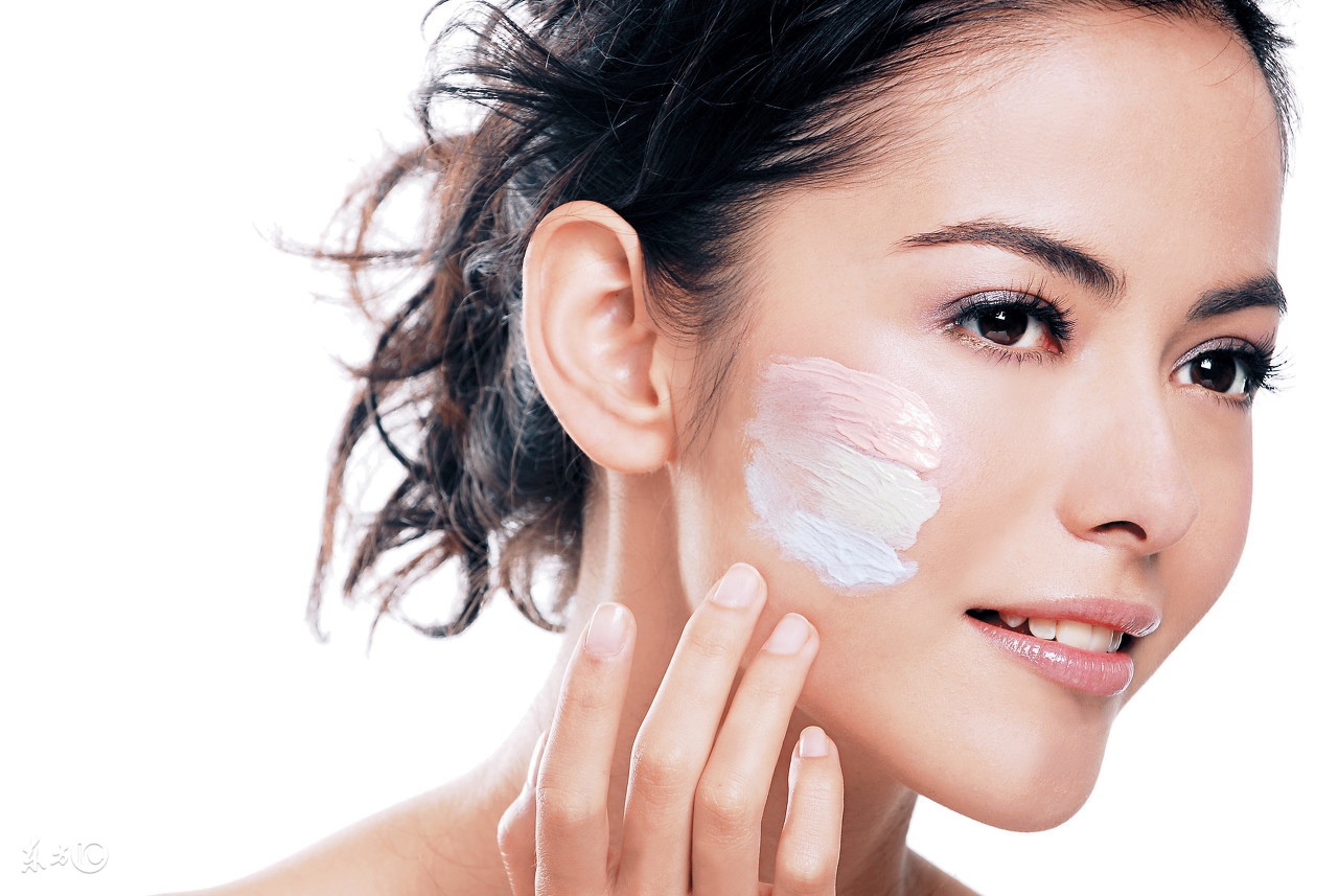 妆前乳要涂哪些部位才好用呢,妆前乳最重要的成分