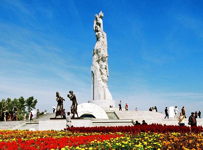 长春世界雕塑公园室内展馆有什么,长春雕塑公园冰雪新天地门票价格