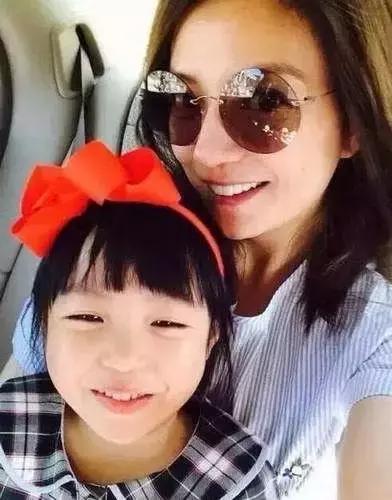 嗯哼小海绵视频,嗯哼模仿海绵宝宝