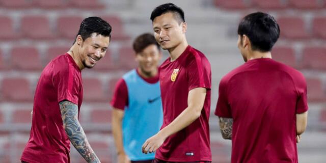 媒体国足与卡塔尔比赛要全力争胜,国足对卡塔尔夺冠