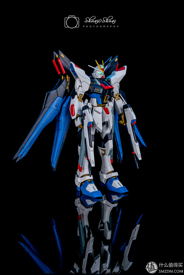 如果你闲的dan疼就来玩模型吧：BANDAI万代—强袭自由MG【素组】