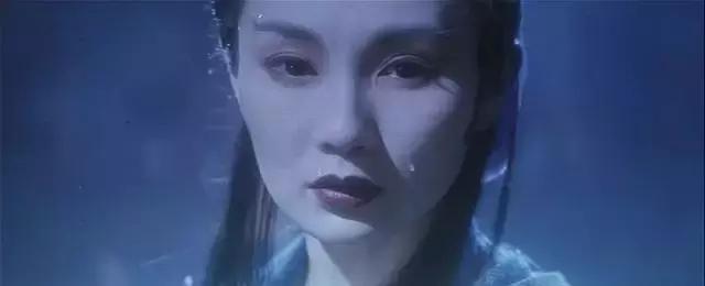 港姐70年:从豪门儿媳,到街边站台,背后是香港经济的大洗牌