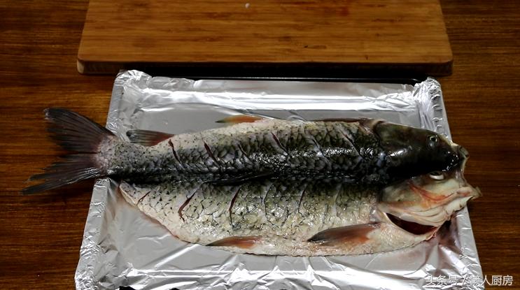 烤鱼烤箱版家常做法不辣孩子吃,用烤箱烤鱼怎样才能把鱼烤得好吃