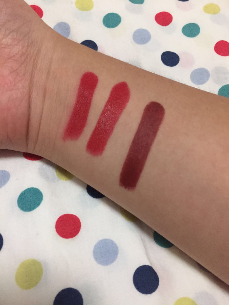 美妆必买的商品是什么,美妆必备品推荐与使用心得