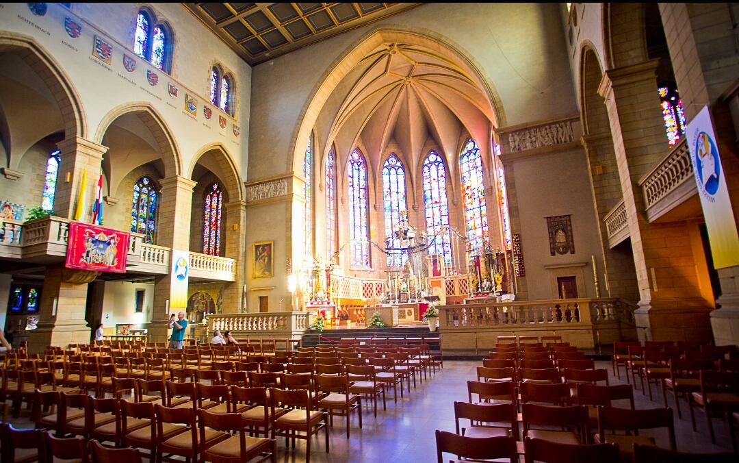 卢森堡最好看的城堡,卢森堡为什么被叫做袖珍王国