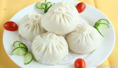 做包子和面加盐和糖的区别,做包子和面和碱的比例是多少