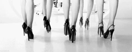 如何防止高跟鞋磨脚,新买的高跟鞋怎样防止磨脚