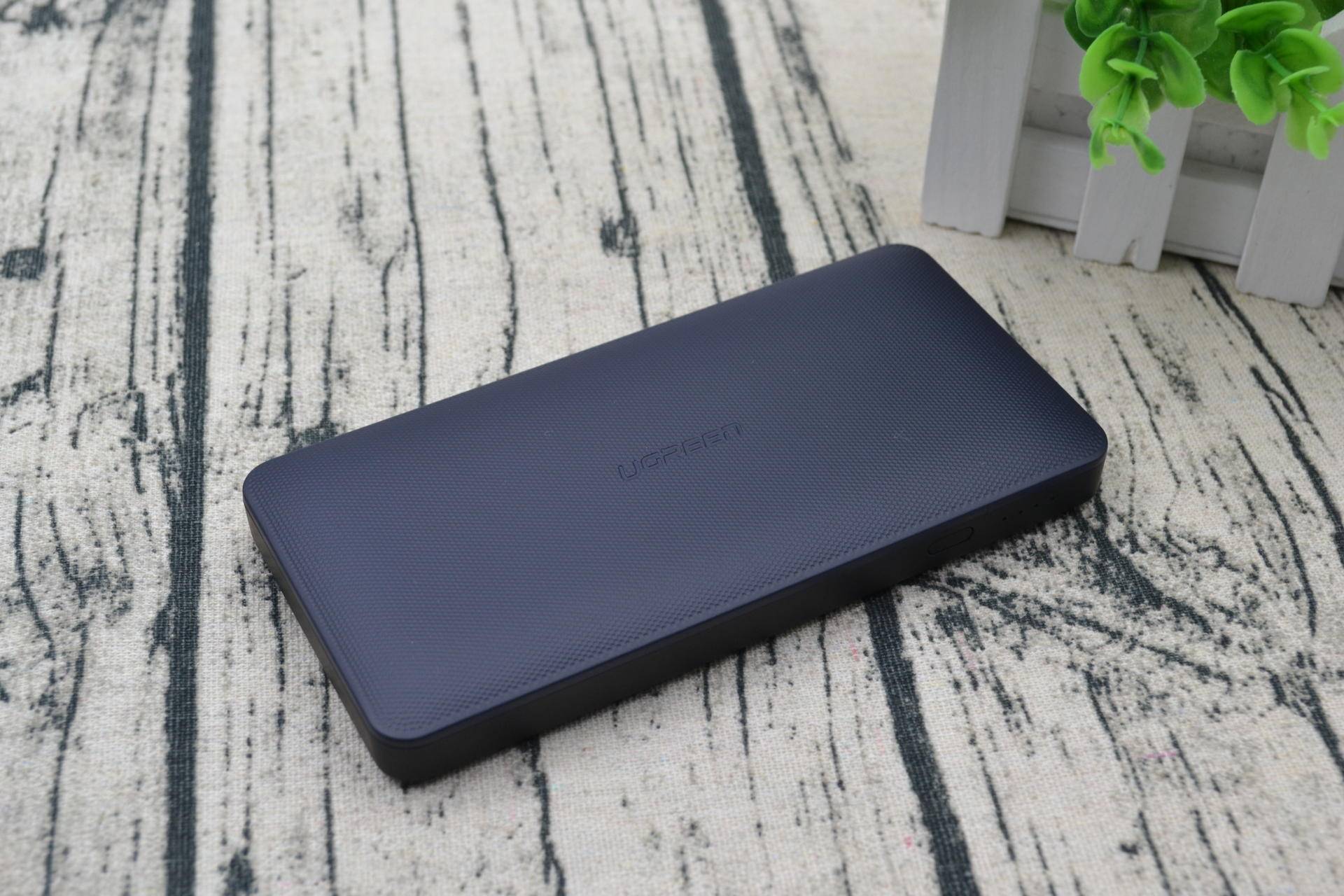 绿联mfi数据线和苹果原装哪个好,绿联mfi认证苹果充电宝评测