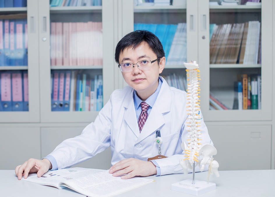 因为颈椎压迫的头疼要怎么治,因颈椎压迫神经如何锻炼