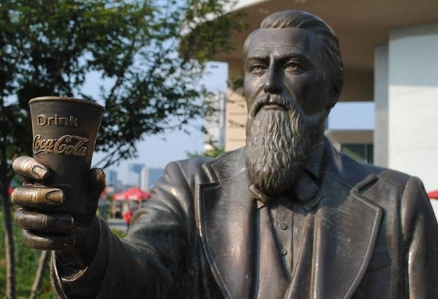 可乐怎么拥有四种不同的味道,这些口味的可乐你都喝过了吗