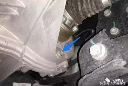 汽修发动机机舱部件详解,汽车发动机舱全部零件名称图解