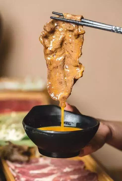 伊势丹楼上,爱和牛寿喜烧自助伊势丹