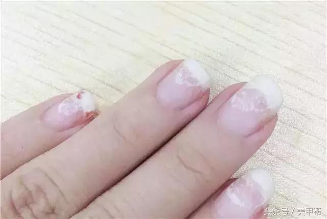 一般做美甲多久去卸甲,为什么美甲店都建议30天卸甲