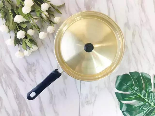 好用的平价化妆刷套装评测,爱马仕尼罗河身体乳开箱