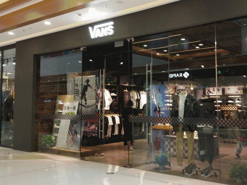 呼和浩特东部大型购物中心,呼和浩特西北购物中心