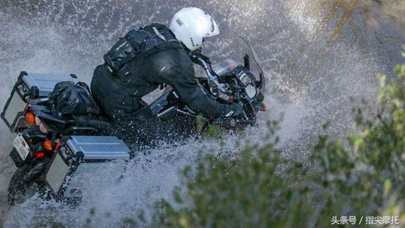 摩托车下雨骑行容易熄火,摩托车雨天熄火的有效处理方法