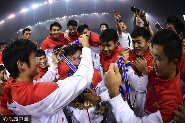 大咖！今晚《五星足球》，申花新主帅来了！