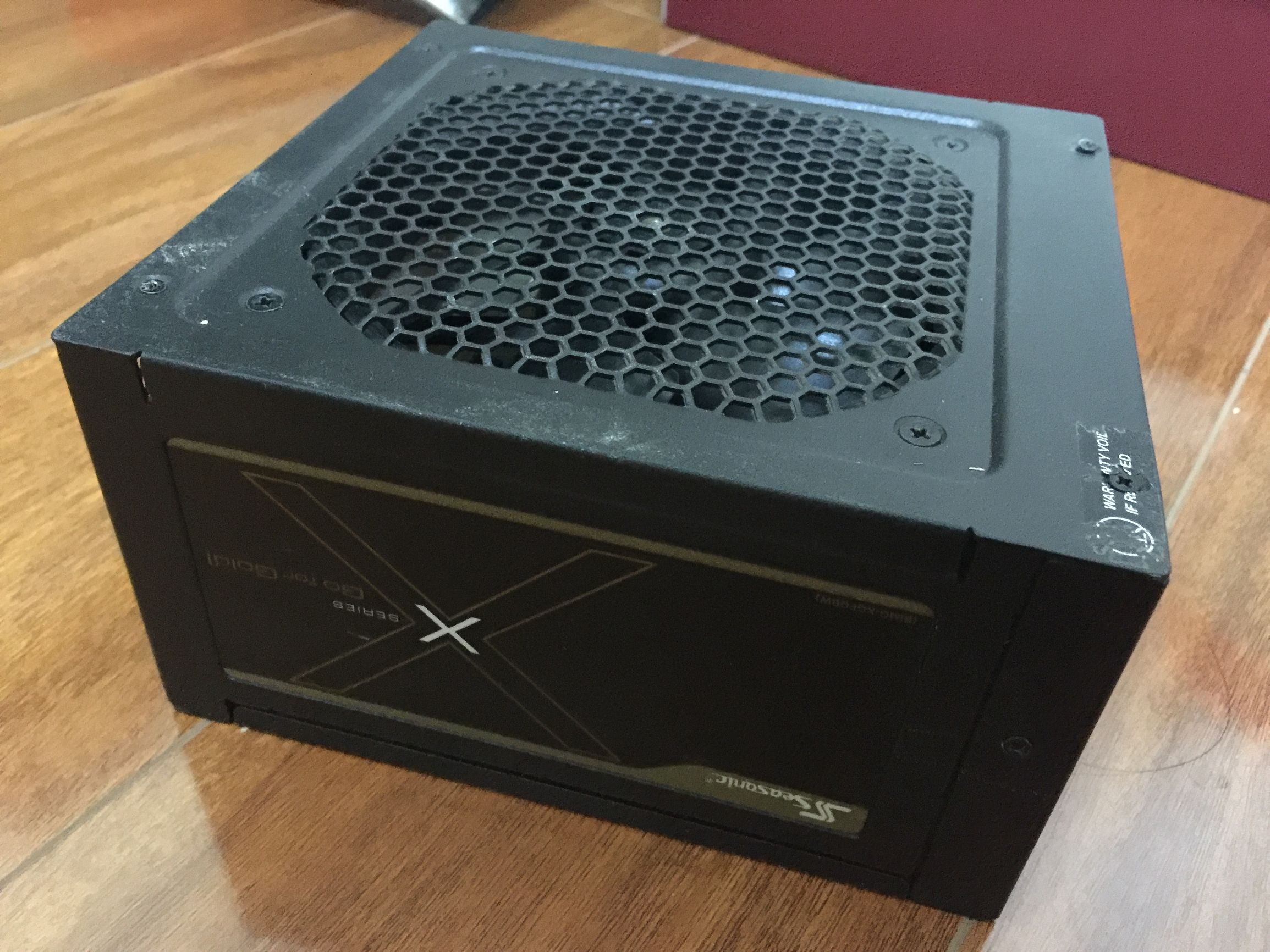 满满一柜子！晒晒那些年我败过的硬件