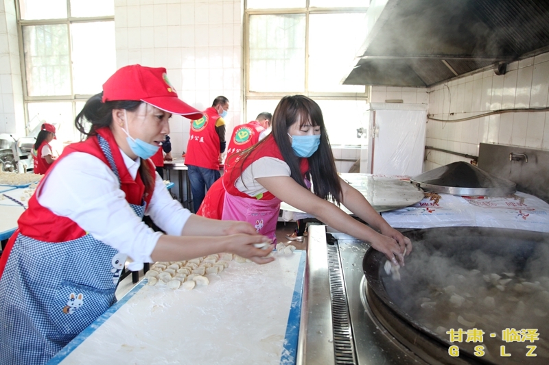 善行公益,爱心公益情暖寒冬