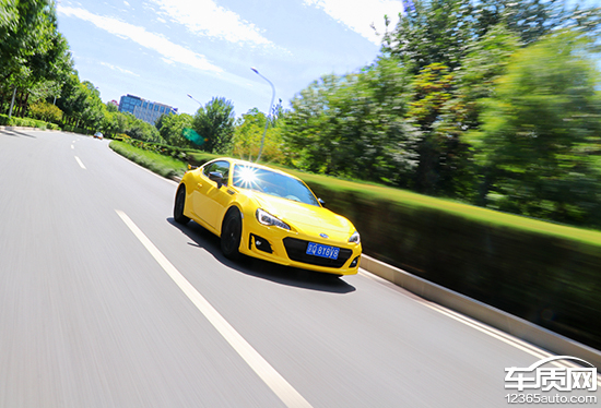 斯巴鲁brz黄色特装版价格,斯巴鲁brz黄色特装版声浪