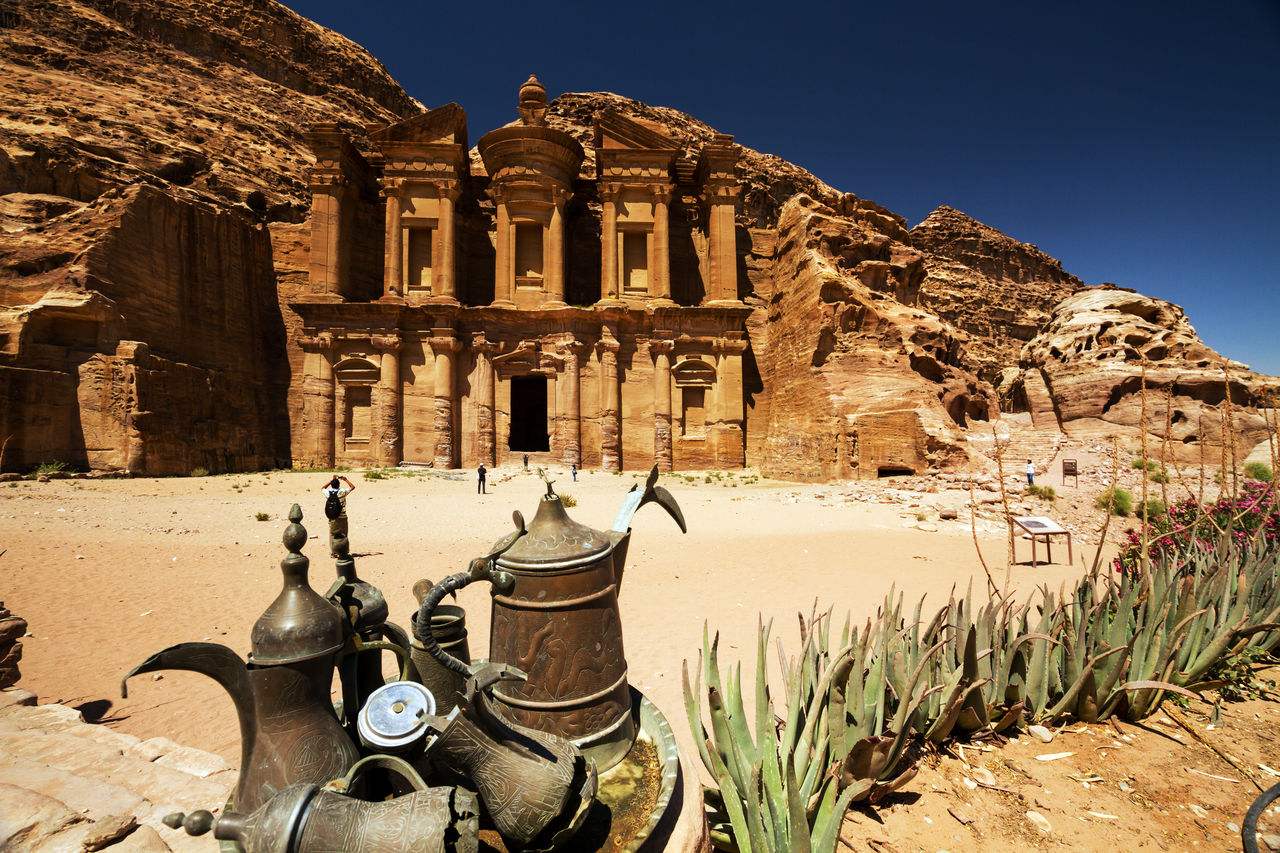 十一躲开人挤人，来一场高端小众真正的旅行！