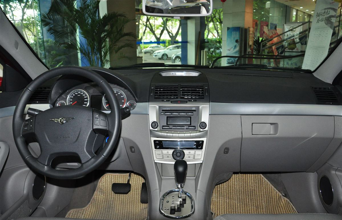 奇瑞最牛的车,20万级底盘,被称国产宾利,十万没人要停产,可惜