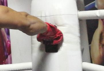 手机被坐弯了可以继续用吗,手机不小心坐弯了