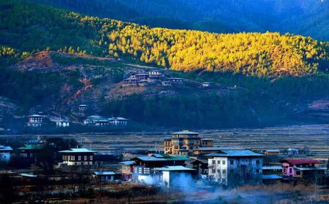 十一躲开人挤人，来一场高端小众真正的旅行！