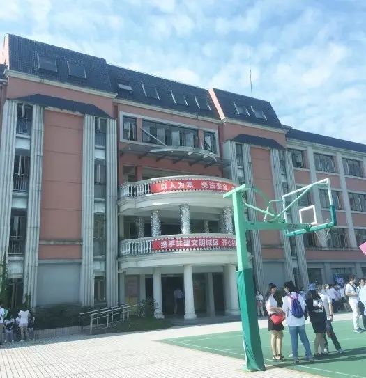 上海最牛的15所初中,上海随迁子女小学可以去哪些学校