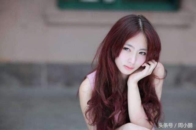 喜欢一个人，追到对方最好的方法是，每天晚上和她聊天！